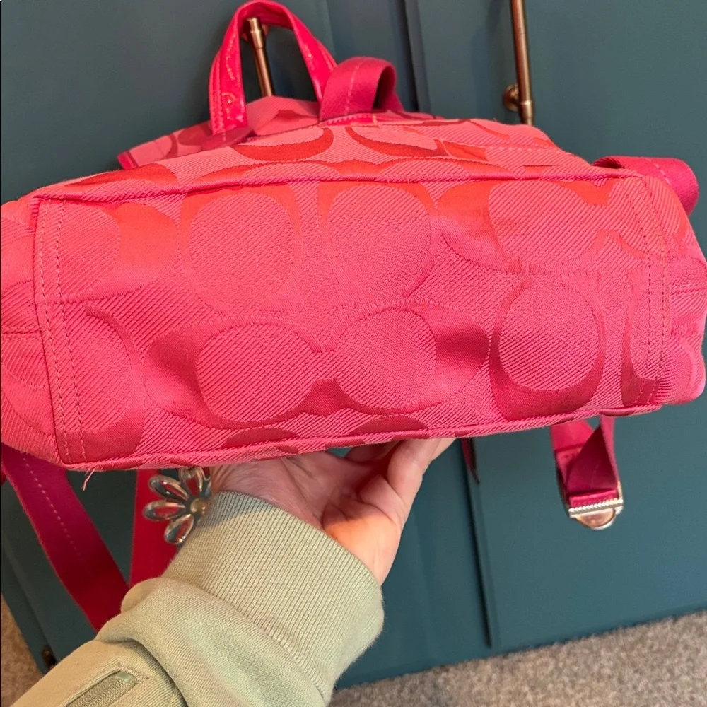 Coach Kyra Signature Backpack in Hibiscus F16548 with charm - Picture 11 of 15